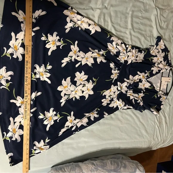 Blue and Cream Casual Sundress with deep V neck fits like a large. - Picture 8 of 12